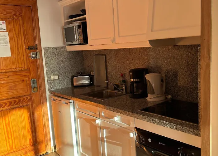 Cristianos Port Royale 184 * Лос Кристианос